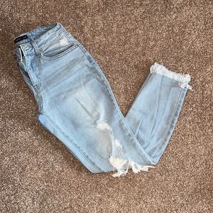 High wasted ripped skinny jeans!